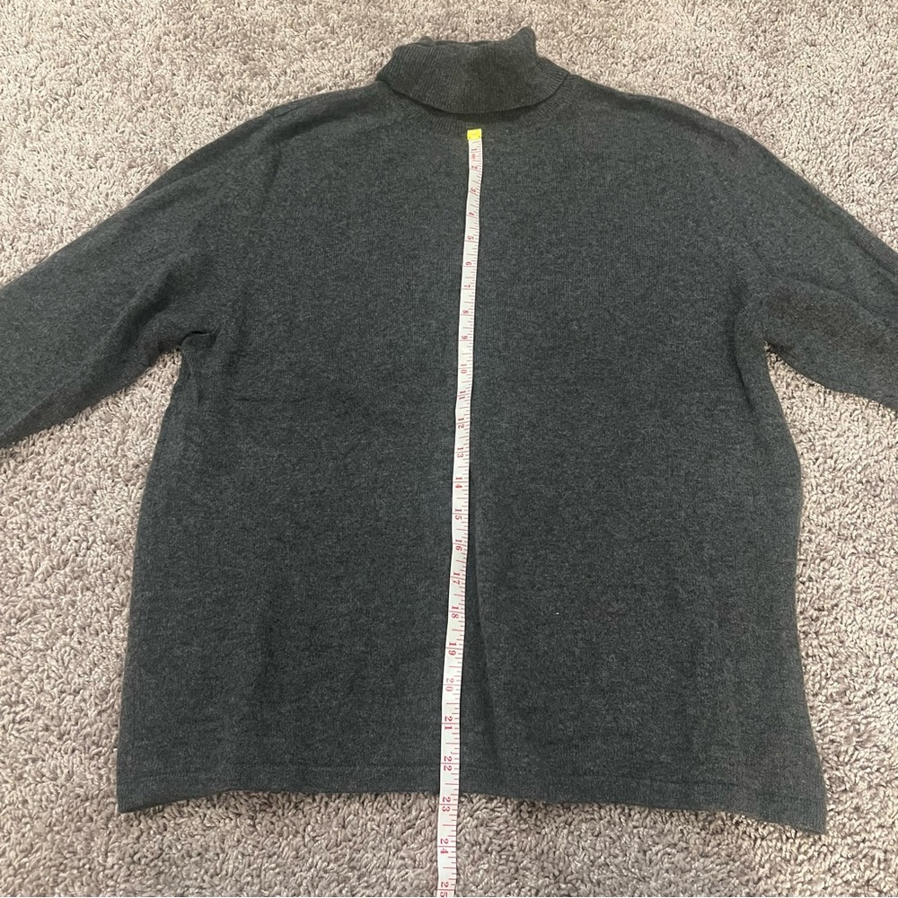 {Charter Club} 100% Cashmere Grey Turtleneck Sweater - Picture 5 of 7